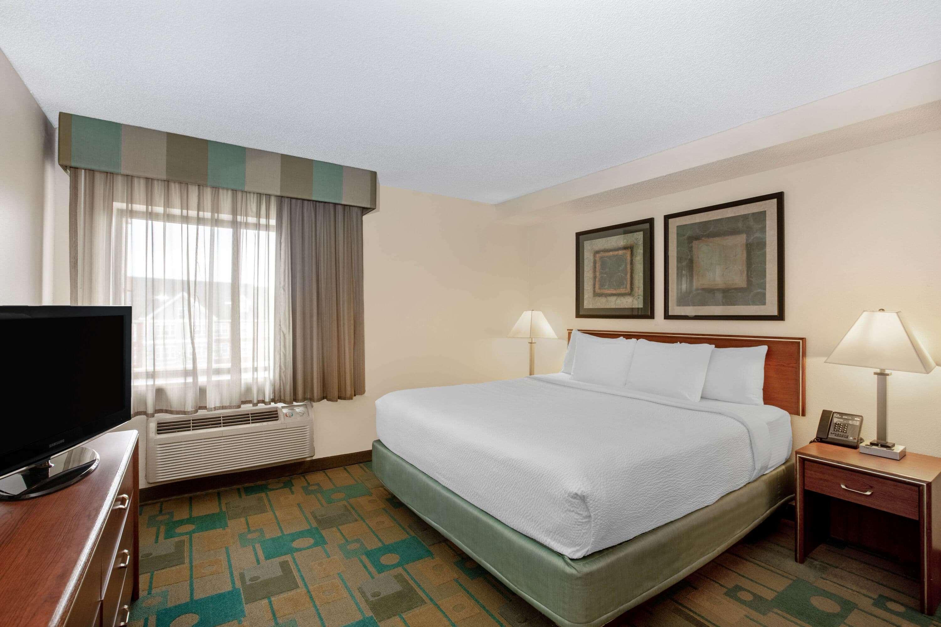 La Quinta By Wyndham Des Moines West Clive Hotel Exterior photo