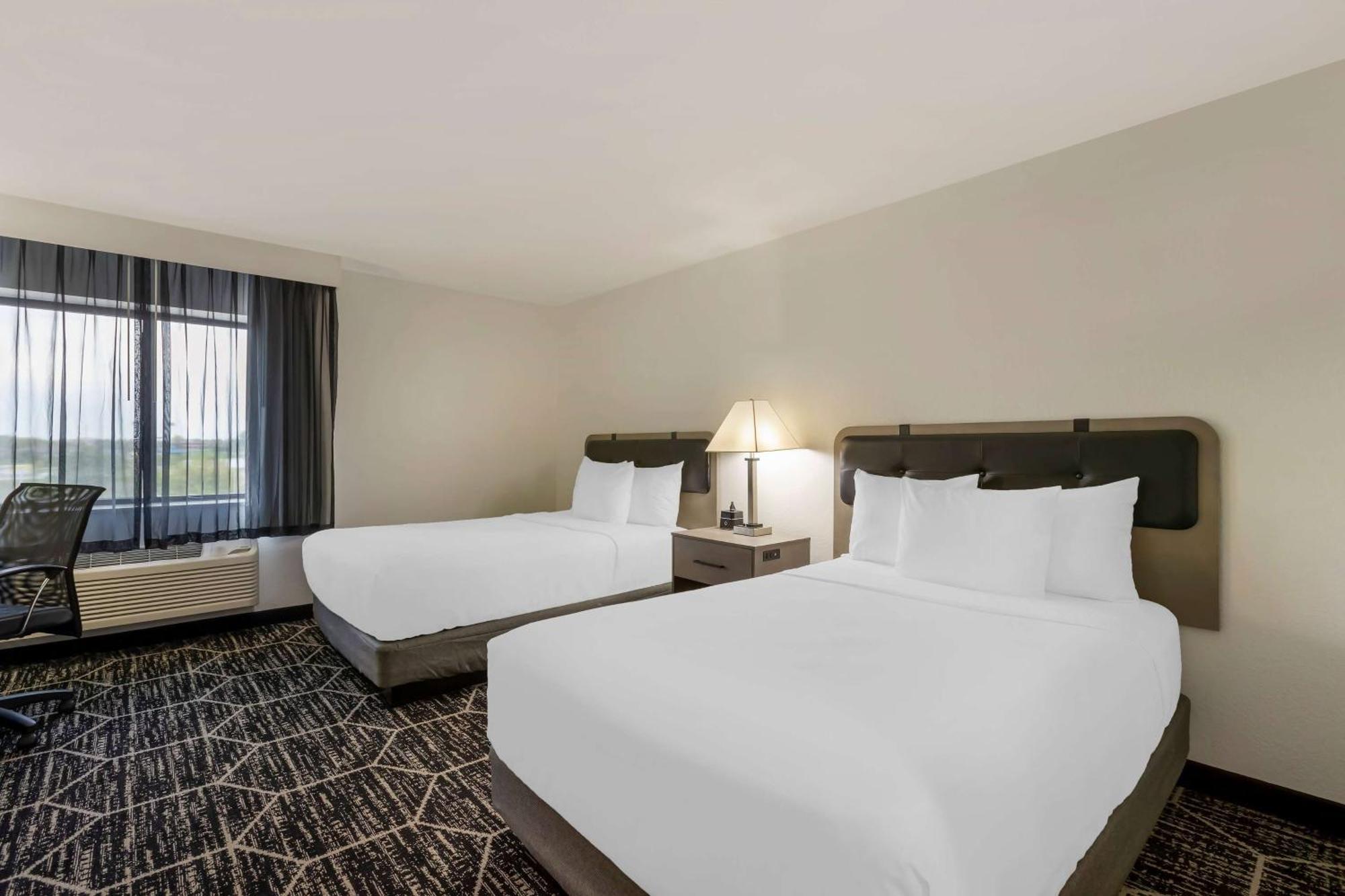 La Quinta By Wyndham Des Moines West Clive Hotel Exterior photo